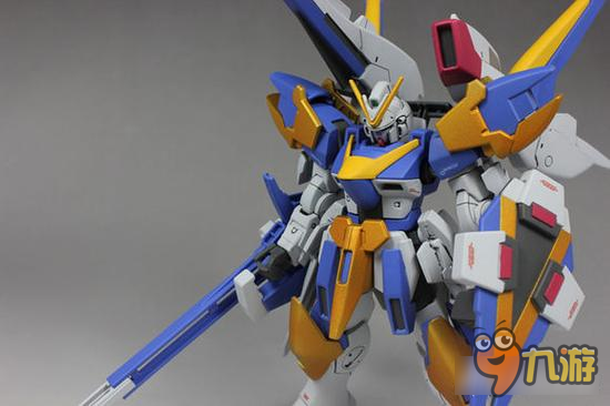 SD敢达强袭战线光之翼 V2破坏敢达机体详情