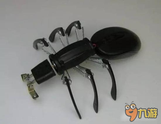 一只废弃鼠标的经历 被劲舞时代手游抛弃的键盘鼠标