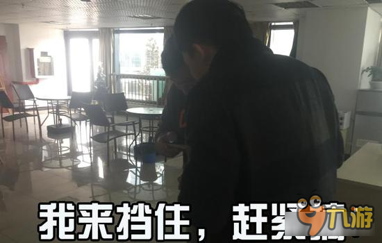 坦克连：编辑部的故事第13期 编辑部的非酋和欧皇