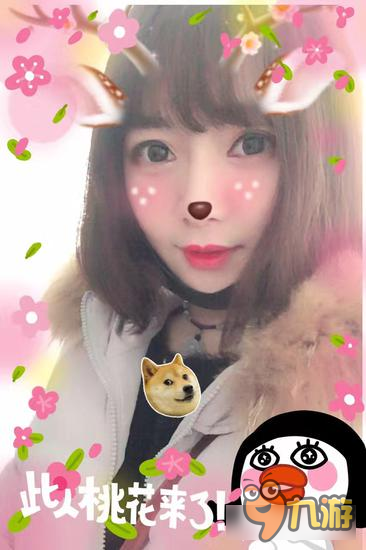 御龙在天手游美女玩家面对面 咕噜咕噜小丸子