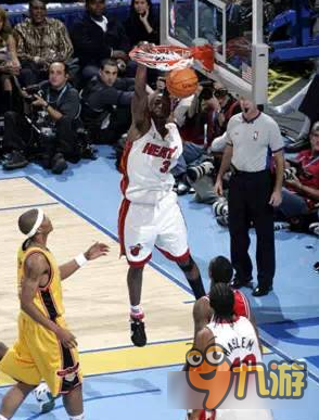 韦德唯一代言《街球联盟》盘点韦德生涯经典瞬间