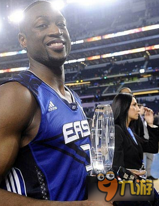 韦德唯一代言《街球联盟》盘点韦德生涯经典瞬间