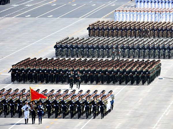 中国阅兵人口_中国阅兵图片