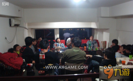 狼人杀警徽流不能给第一天验的金水吗