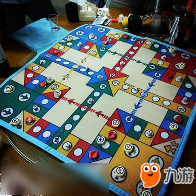 飞行棋玩法也被搬上了手游?赛车竞速的新可能