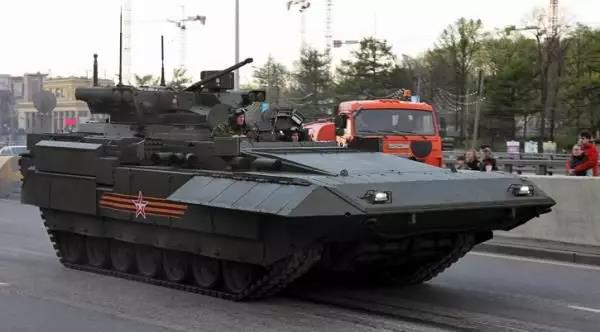 《巅峰坦克》履带式装甲车发展简述二