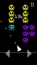 Invaders Classic Arcade Game - Pixel Art Shooter截图5