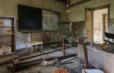 Can You Escape Abandoned School截图5