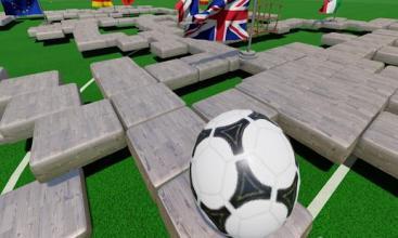 Soccer Rolling Ball- Football Roll 3D Puzzle Game截图3