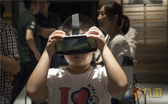 平行宇宙全国巡回VR展—福州站VR体验