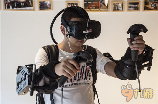 平行宇宙全国巡回VR展—福州站VR体验