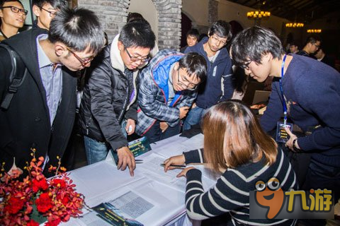 斗战神线下交流会杭州站圆满落幕 携手共进斗战不息
