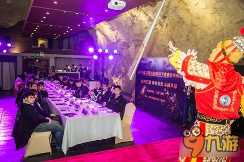 斗战神线下交流会杭州站圆满落幕 携手共进斗战不息