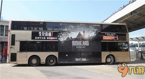 《生化危机7》香港宣传动作太大！恐怖海报爬上双层巴士