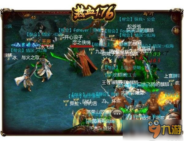 《热血1.76》千人同屏抢BOSS，挂机爆神装！离线也升级！