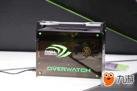 脑洞炸裂手工逆天 NVIDIA展台的MOD机箱成功吸引了玩家注意