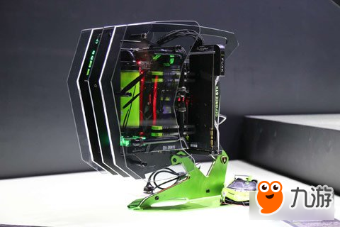 腦洞炸裂手工逆天 NVIDIA展臺的MOD機箱成功吸引了玩家注意