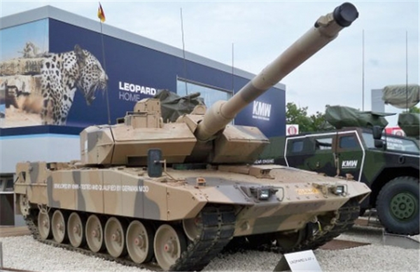 《坦克精英》浅谈能征善战的一代名车——豹2